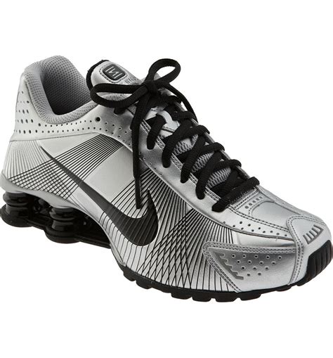 Nike Shox R4 Sneaker (Women) 